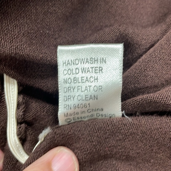 Sculpture Silk brown pullover silk blend top with ruched sides and arms; size L - Picture 7 of 7